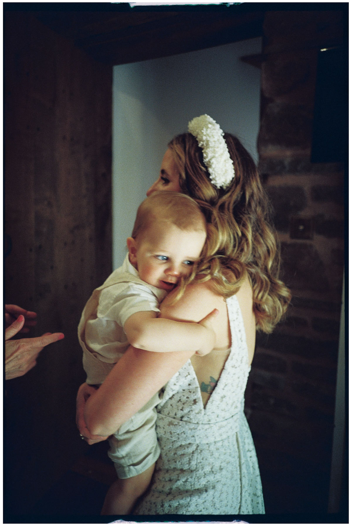SUGAR LOAF BARN 35MM FILM WEDDING PHOTOGRAPHY UK 006 SUGAR LOAF BARN 35MM FILM WEDDING PHOTOGRAPHY UK 006